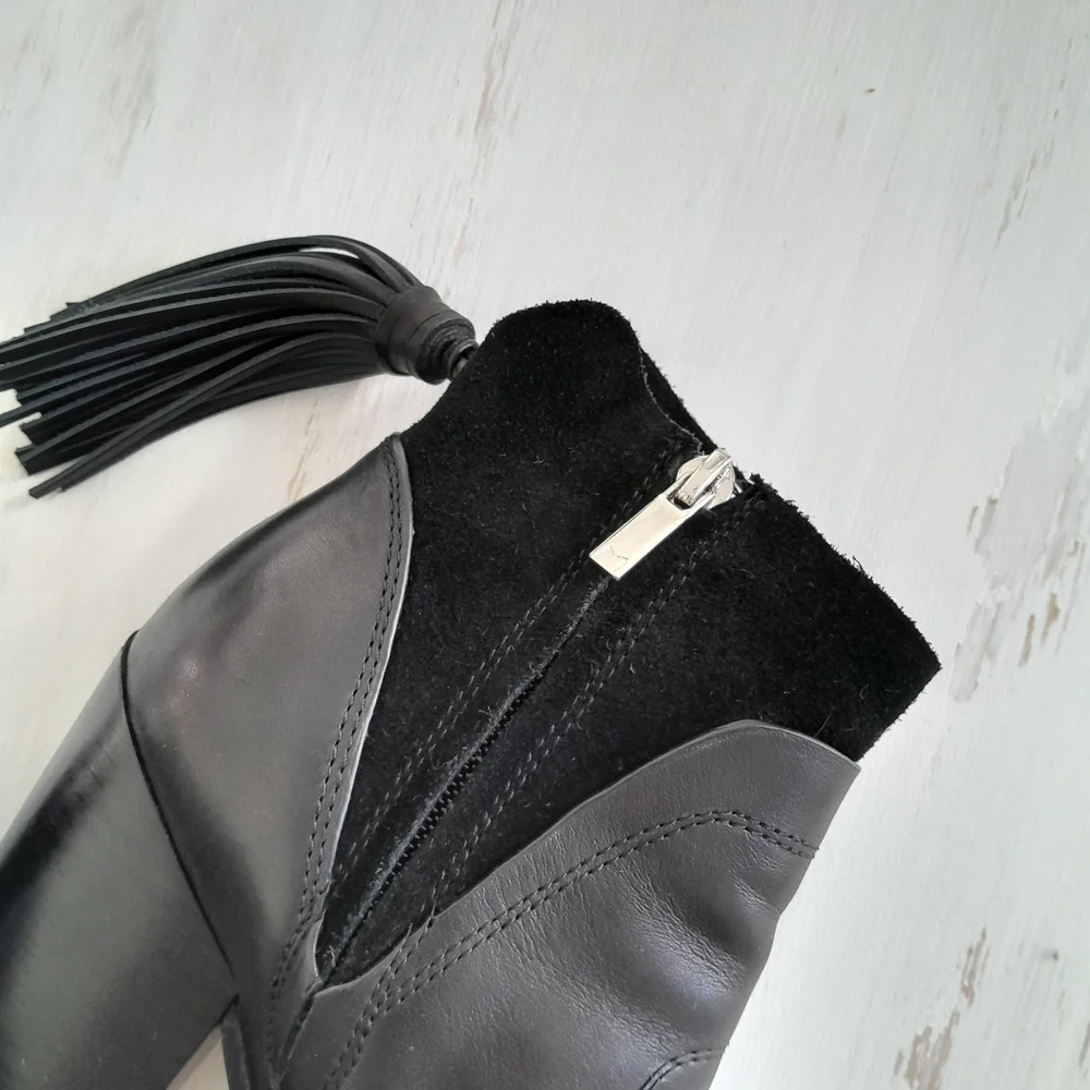 Marc Fisher Black Leather Block Heel Boots Size 6